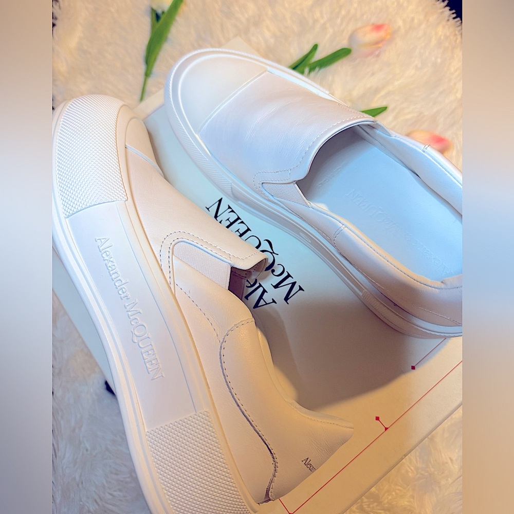 Alexander McQueen Chunky White Leather Sneaker 38